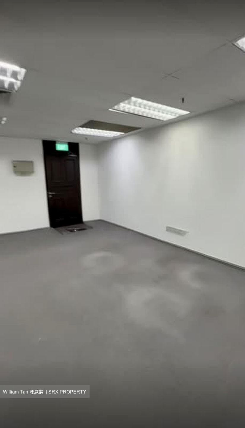 Parklane Shopping Mall (D7), Office #626069721